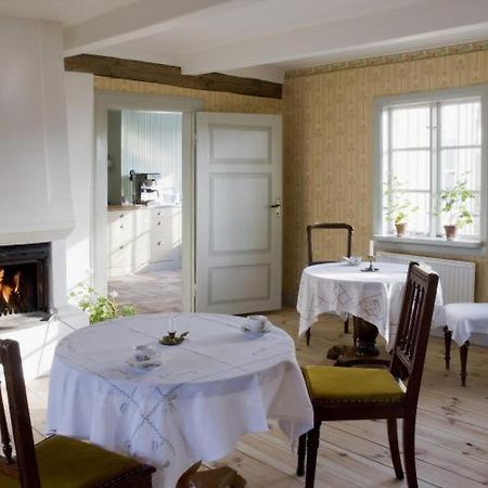 Vildrosor & Hoens Hagstad Bagian luar foto